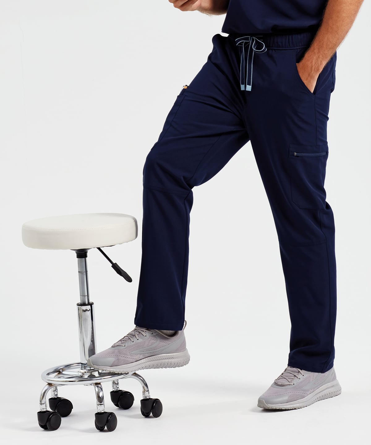 Relentless Onna-stretch cargo pants NN500
