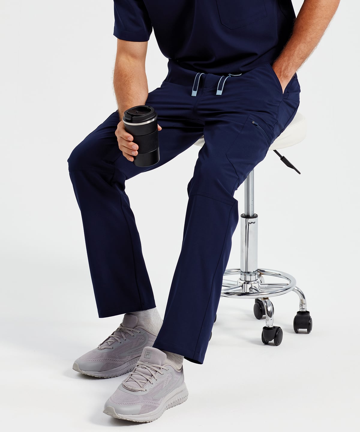 Relentless Onna-stretch cargo pants NN500